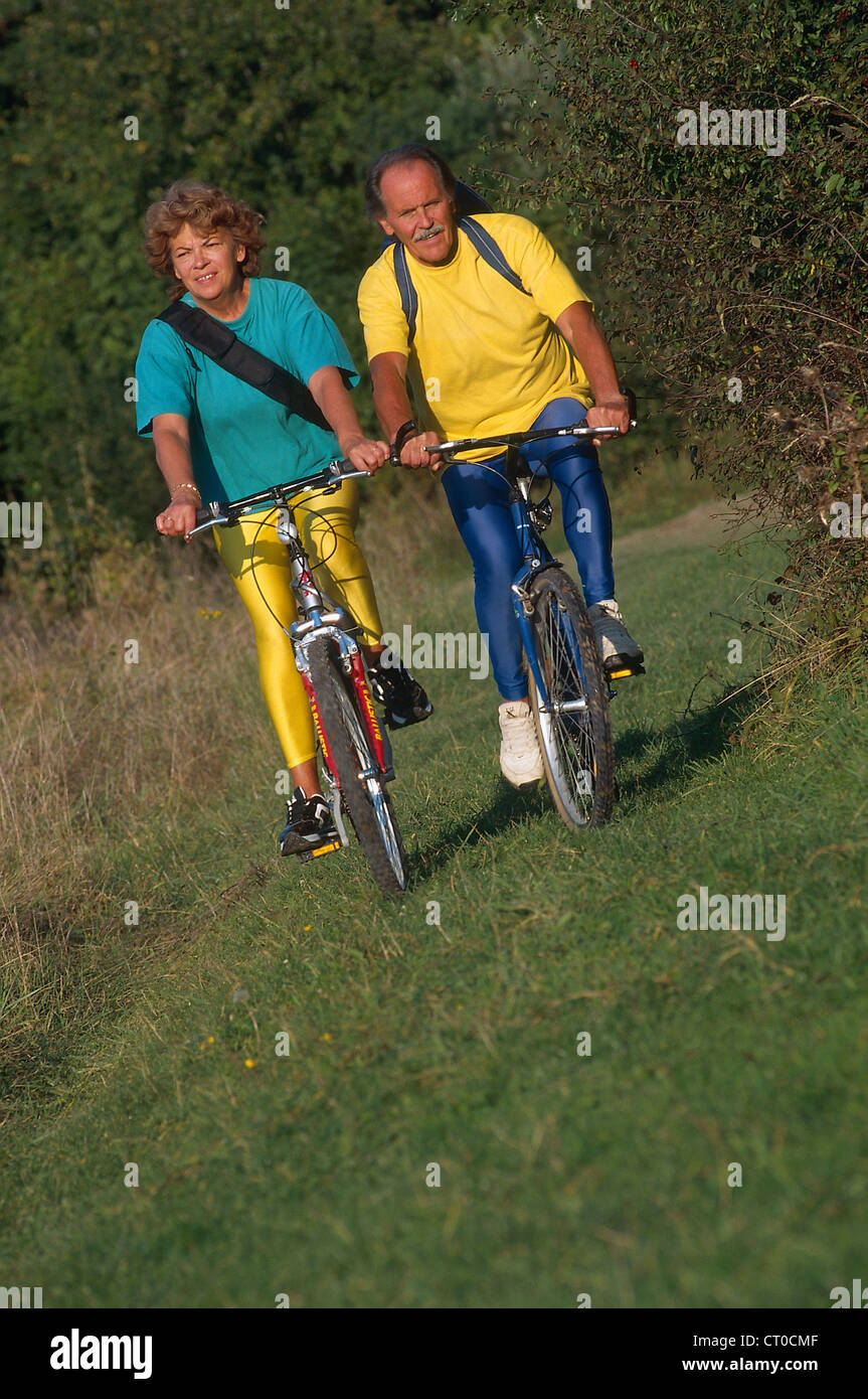 Stocks Pers Biking activity for older lady hi-res stock photography and images - Alamy
