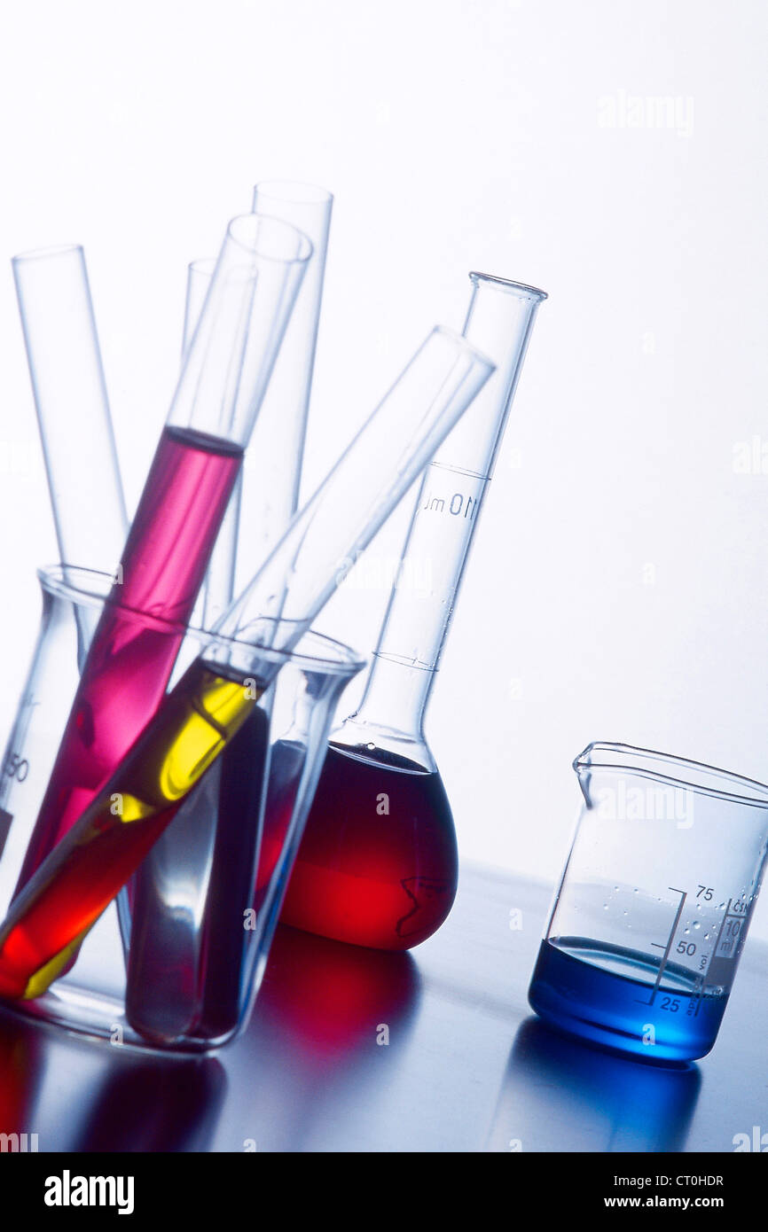 Lab glasswares hi-res stock photography and images - Alamy