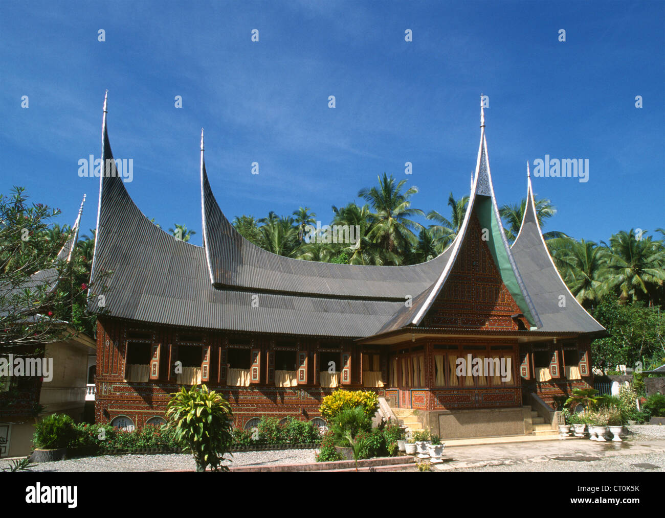 Indonesia, Sumatra, Cupak, Minangkabau house Stock Photo - Alamy