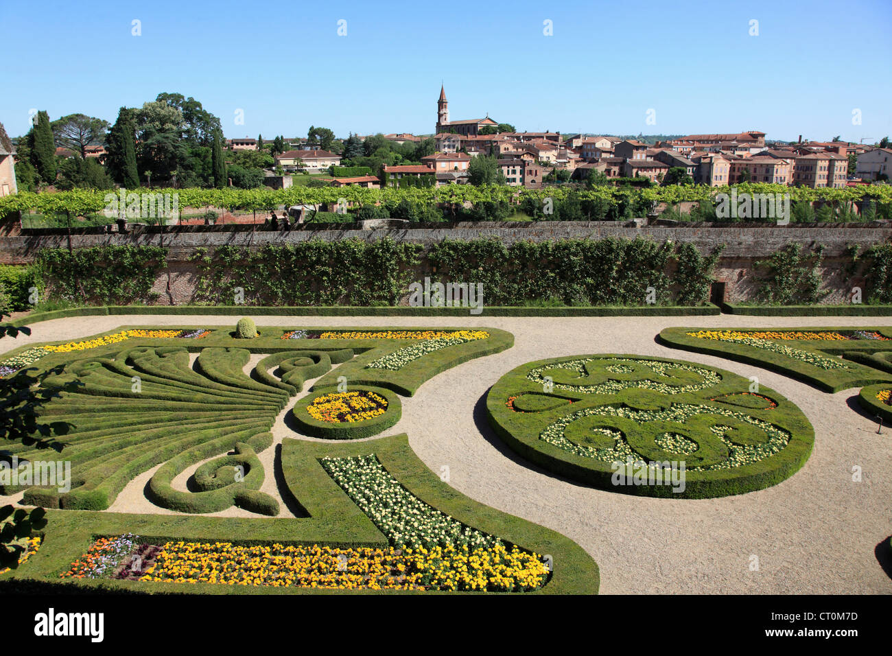France, Midi-Pyrénées, Albi, Palais de la Berbie, Jardin remarquable, Stock Photo