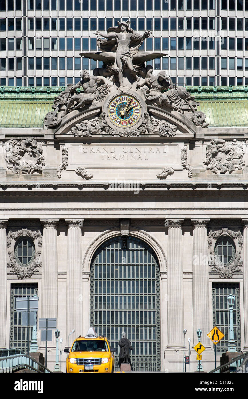 Grand central station exterior hires stock photography and images Alamy