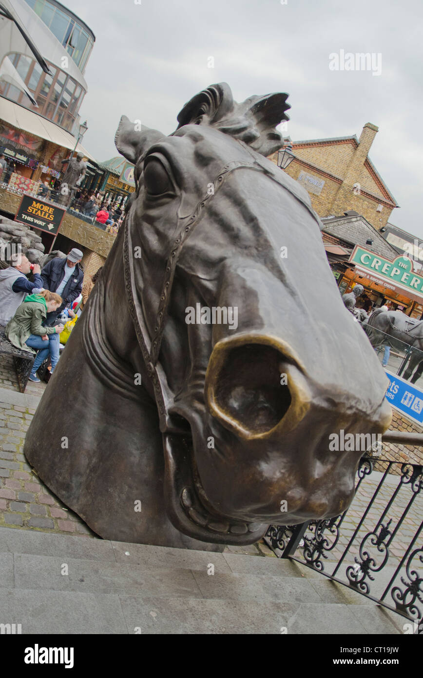 Large bronze sculpture of a horse&rsquo;s head in Camden&rsquo;s stable market