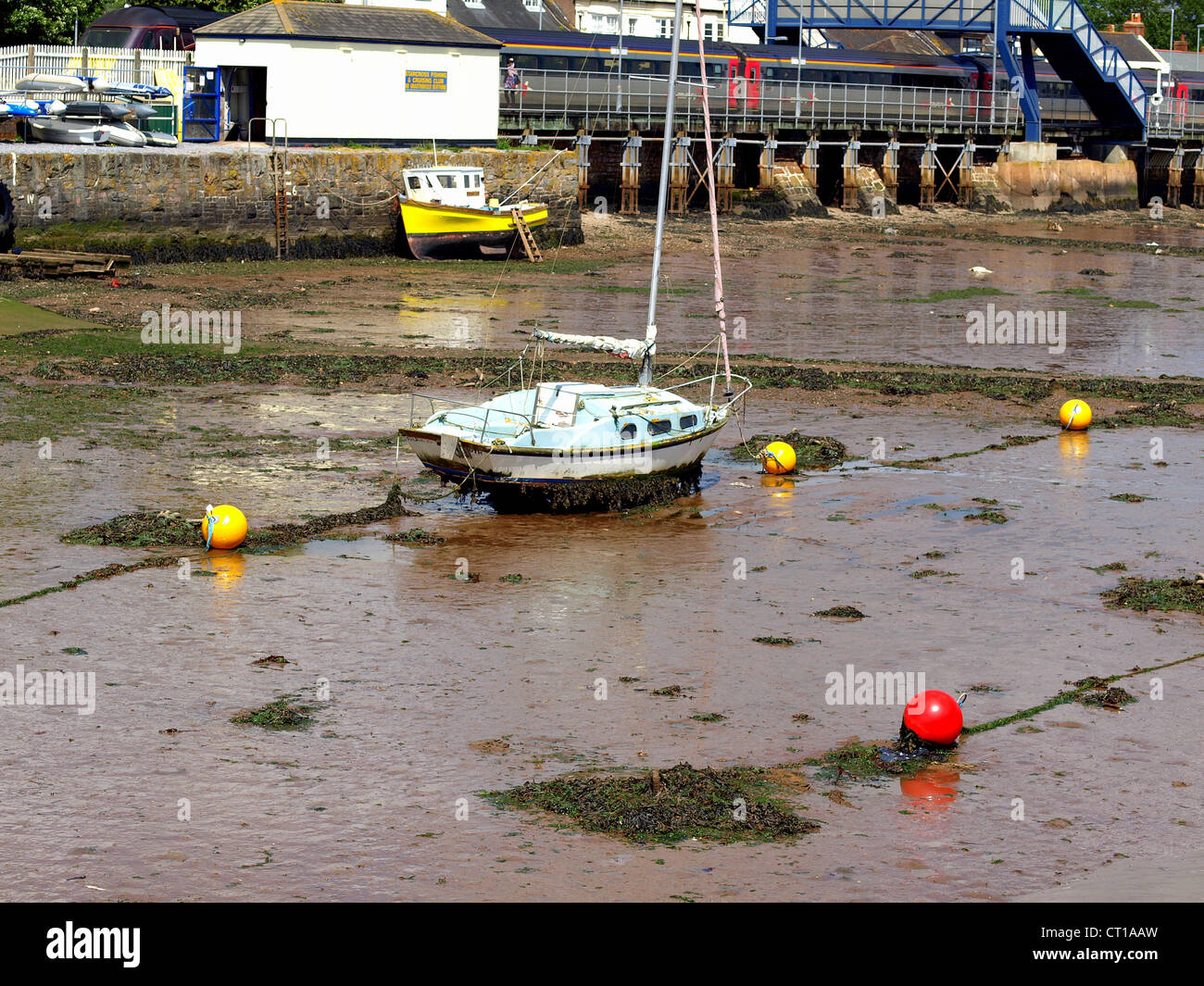 Boats lie in mud low hires stock photography and images Alamy