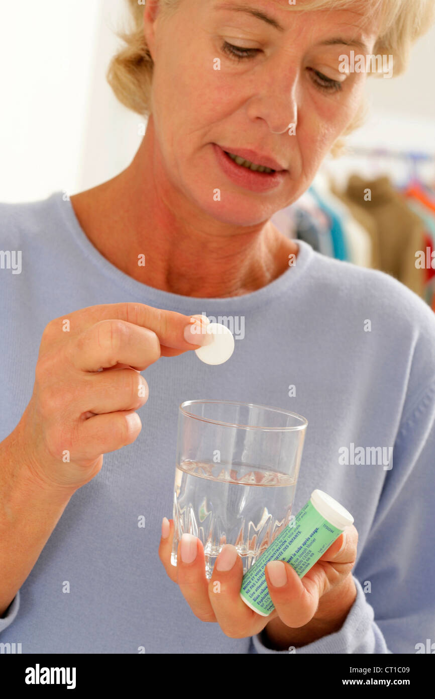 ELDERLY PERSON WITH ASPIRIN Stock Photo Alamy