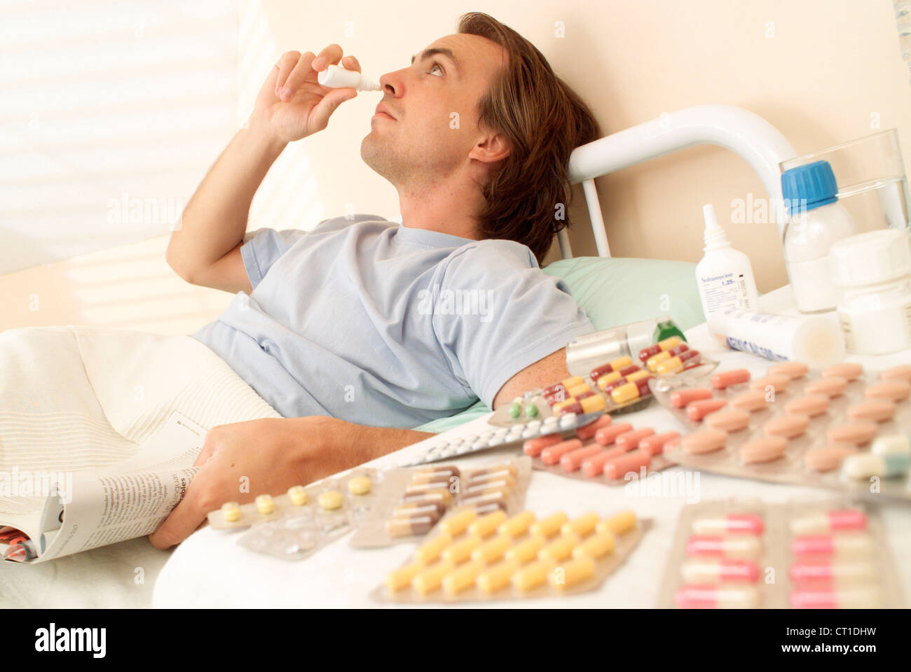 много врачей. больные люди отношения. больные люди отношения. общение с пациентом. люди с психическими расстройствами.