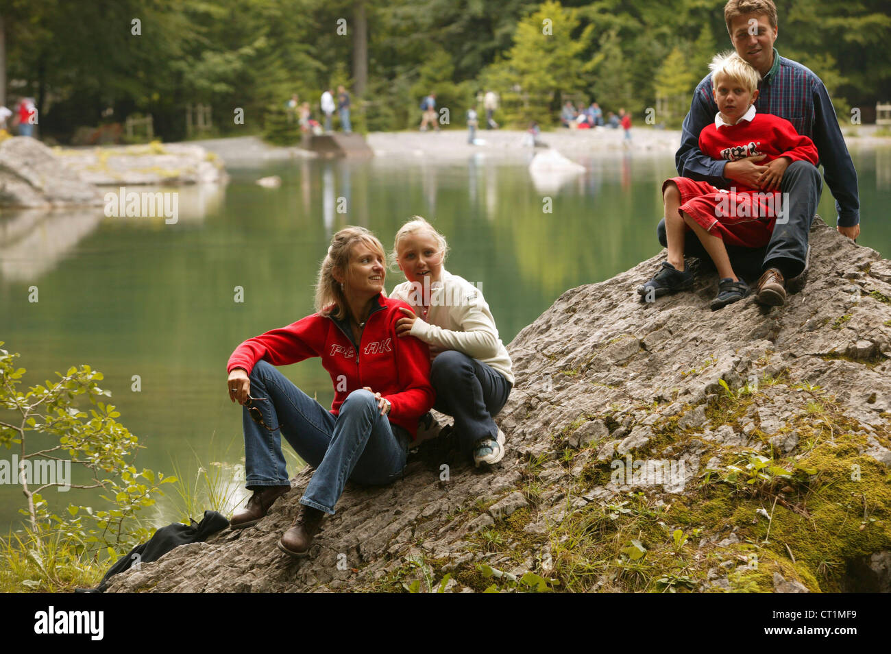 Family activities outdoors hi-res stock photography and images - Alamy