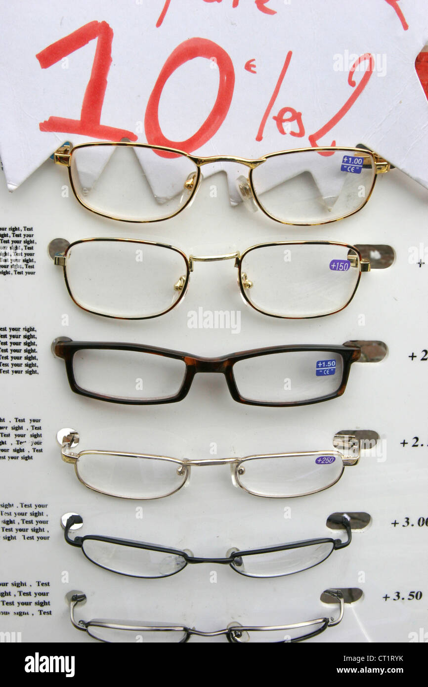 Eyeglasses optics hi-res stock photography and images - Alamy