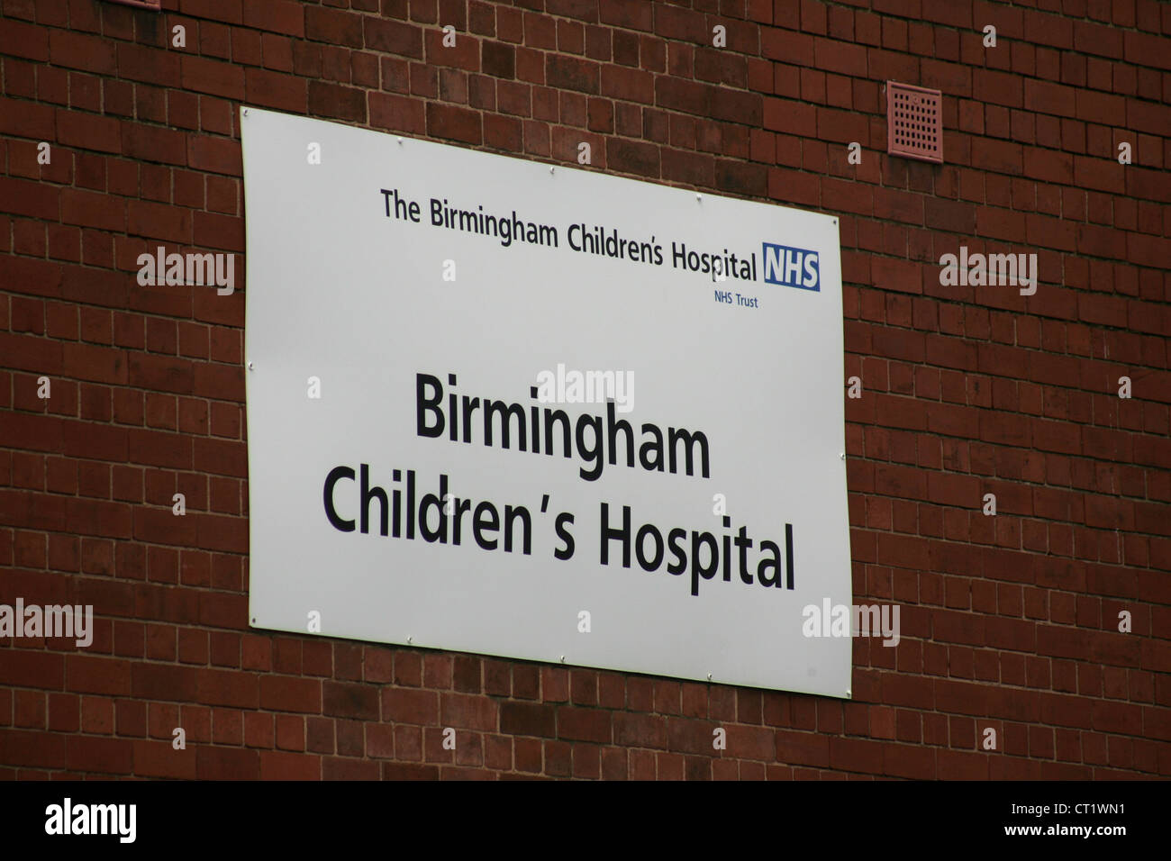 Birmingham children's hospital hires stock photography and images Alamy