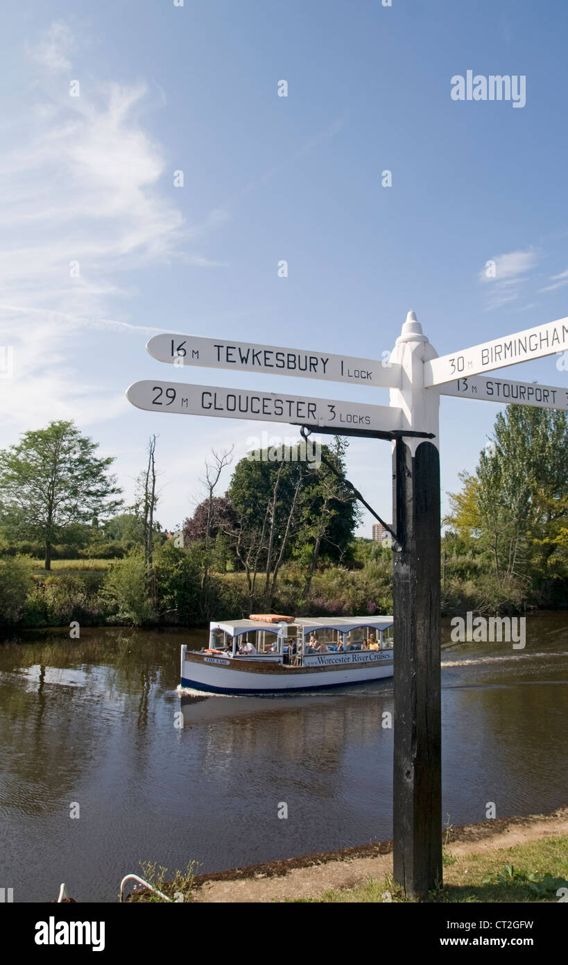 Waterways distances River Severn Worcester Worcestershire England UK Stock Photo
