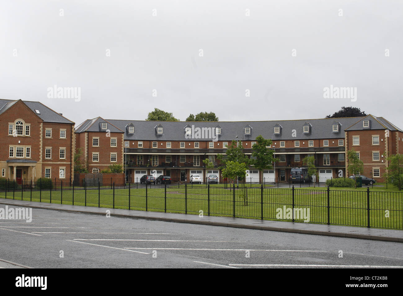 homes on The Waterfront near Farndon Road NewarkonTrent, Newark