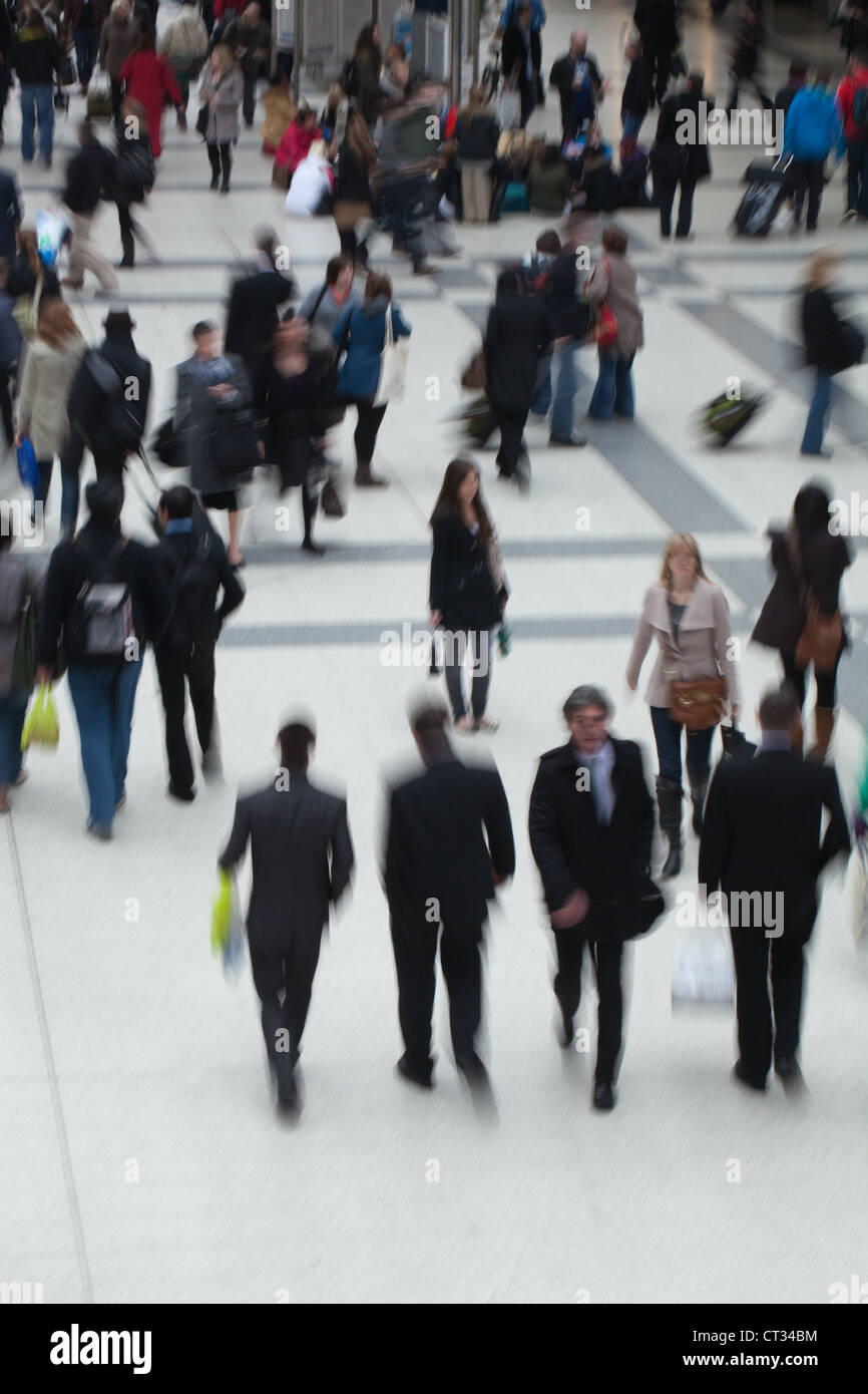 People (Homo sapiens). Arrival, departure concourse. Liverpool Street Rail Station. London. England. Stock Photo