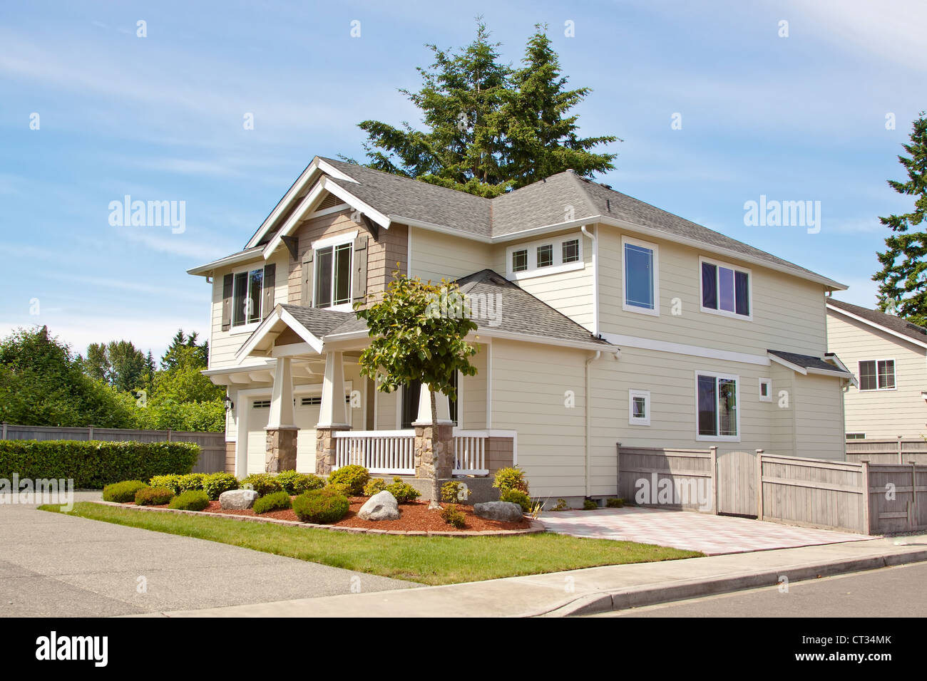 beautiful house with blue sky and lush landscape Stock Photo - Alamy