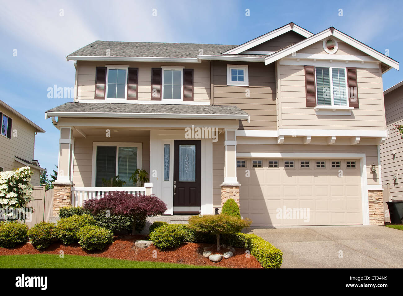 beautiful house with blue sky and lush landscape Stock Photo - Alamy