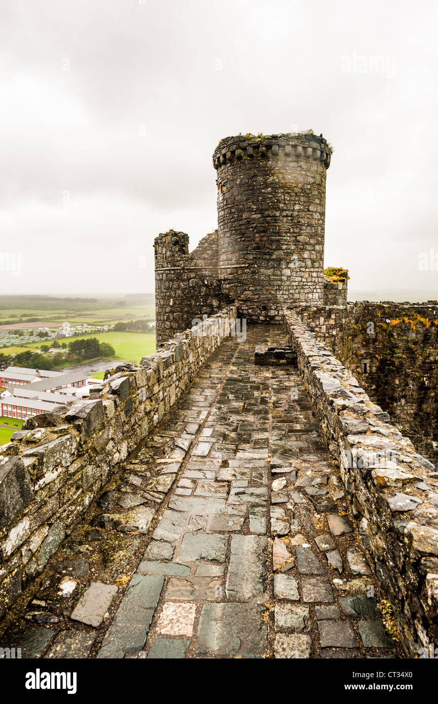 Harlech Castle Medieval Stone Ramparts Defensive Tower Harlech Wales ...