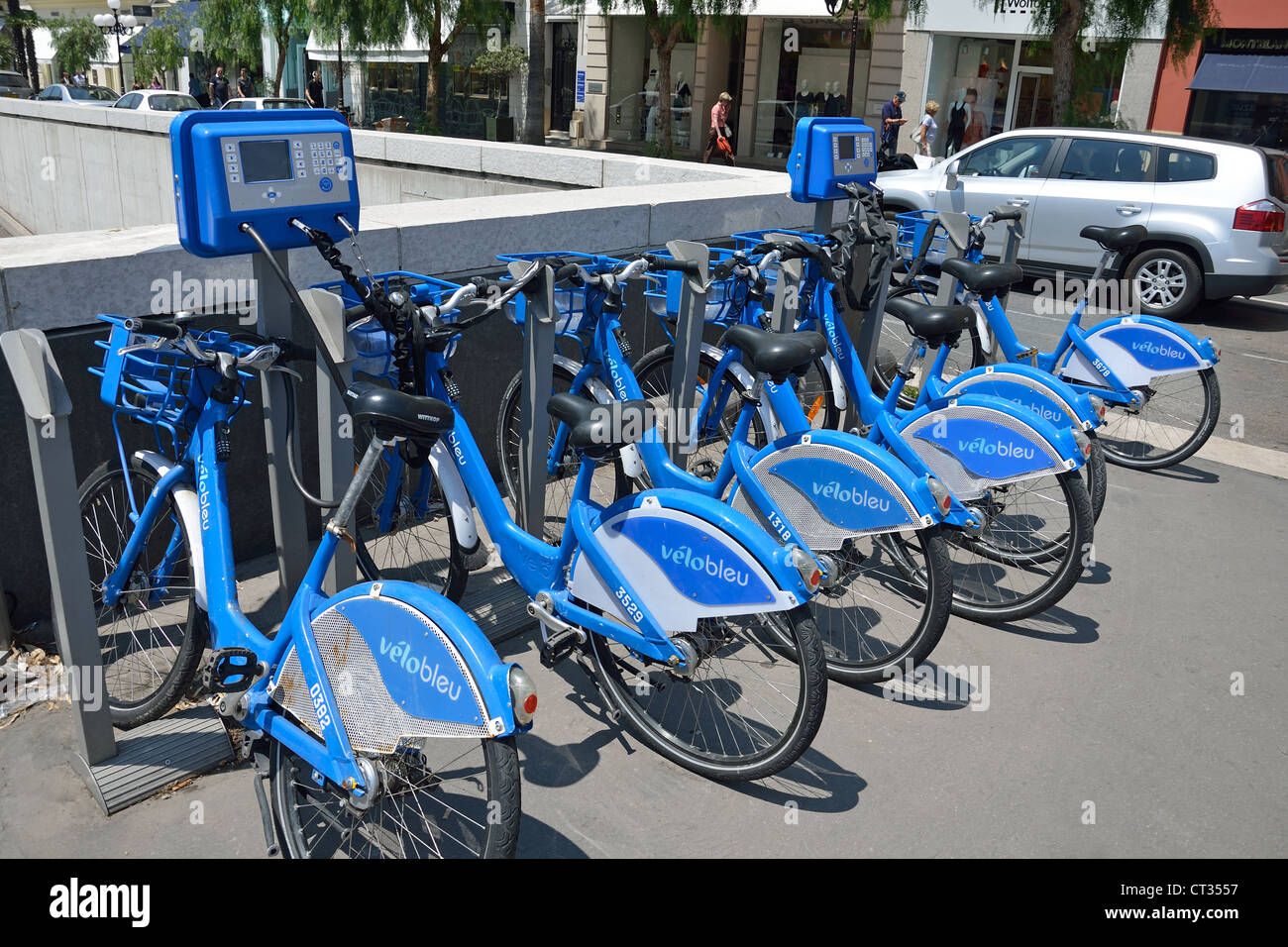 Vélo Bleu self-service bicycle station, Place Masséna, Nice, Côte d'Azur, Alpes-Maritimes, Provence-Alpes-Côte d'Azur, France Stock Photo