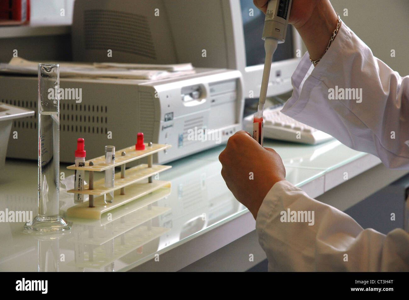 ANALYSIS LABORATORY Stock Photo Alamy