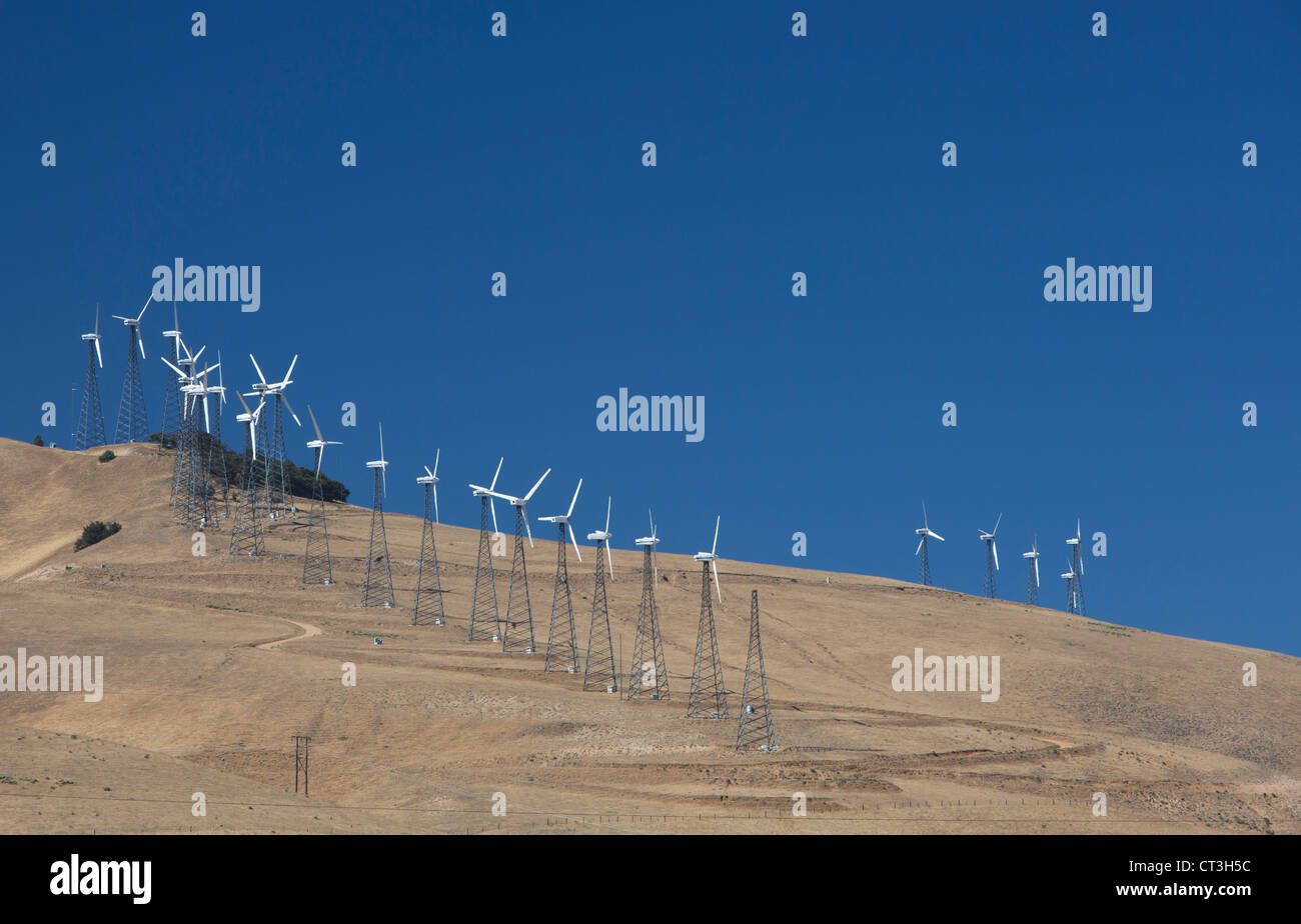 The world's second largest collection of wind turbines in Tehachapi Pass, northeast of Los Angeles. Stock Photo