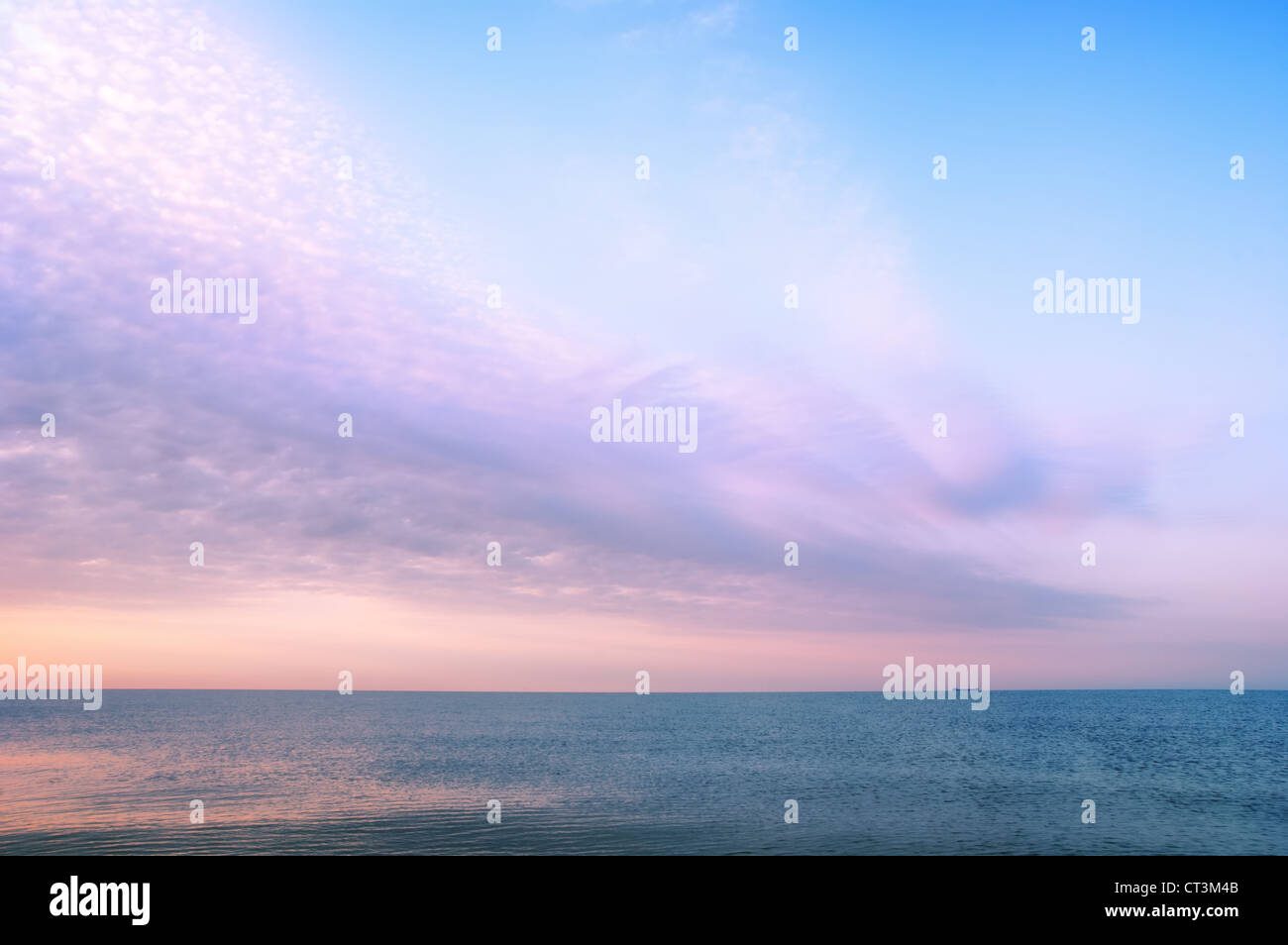 Beautiful seascape with orange warm sunrise, vacation concept Stock ...