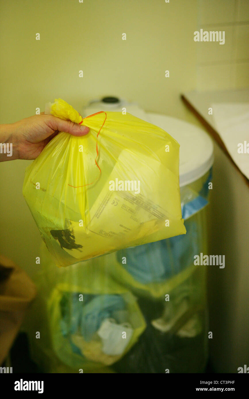 Medical waste hazards hi-res stock photography and images - Alamy