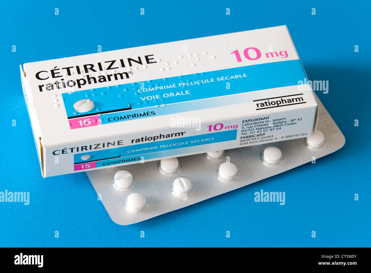 cetirizine-stock-photo-49257963-alamy