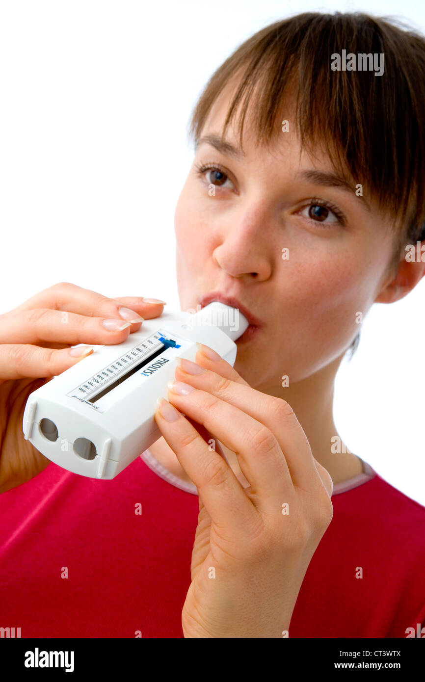BREATHING, SPIROMETRY IN A WOMAN Stock Photo Alamy