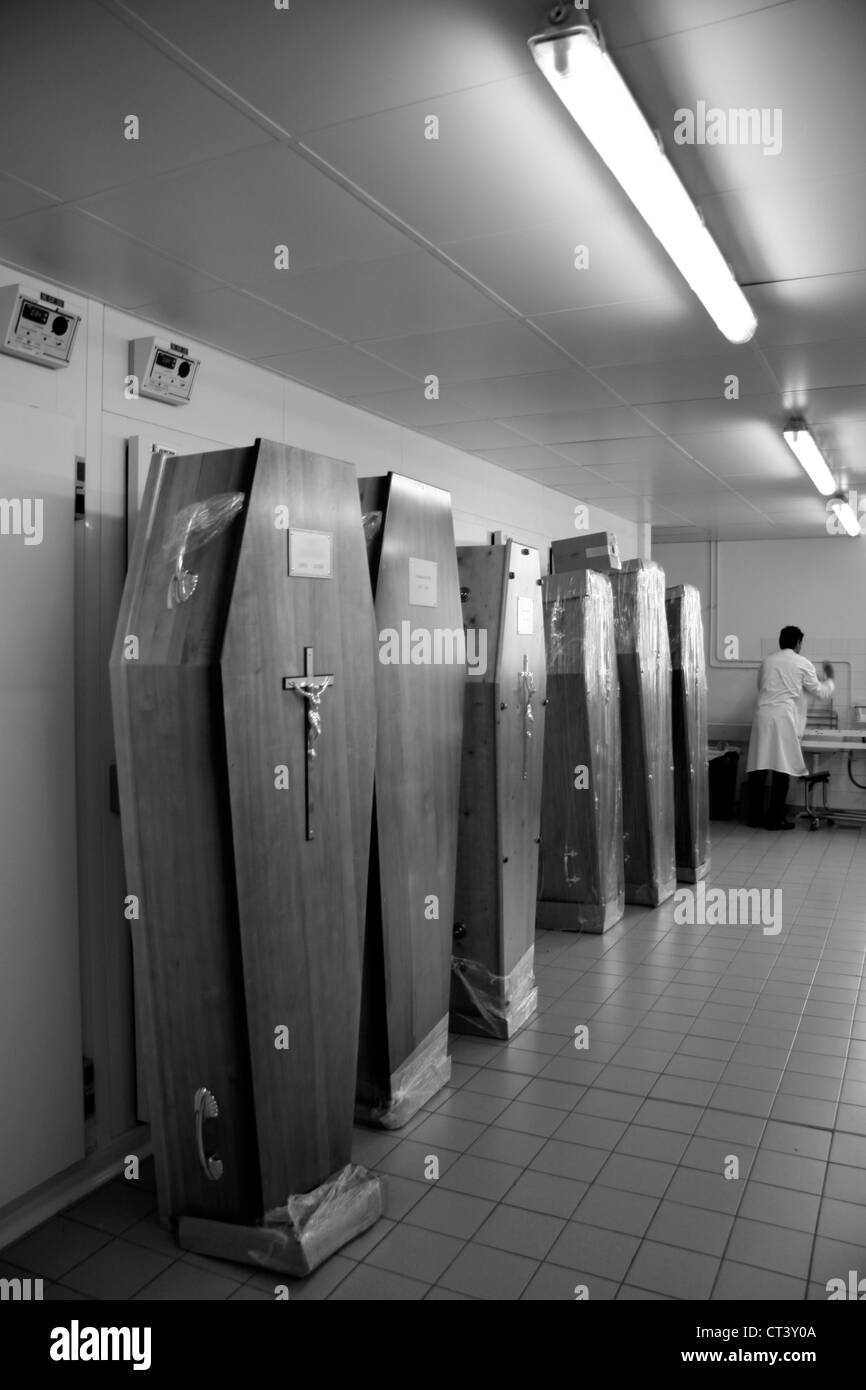 MORTUARY ROOM Stock Photo Alamy