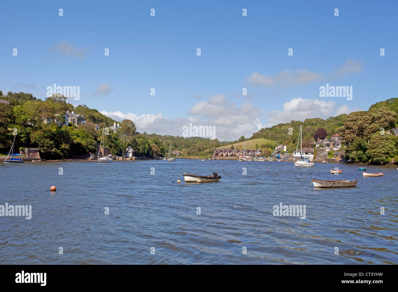 noss mayo village devon Stock Photo - Alamy