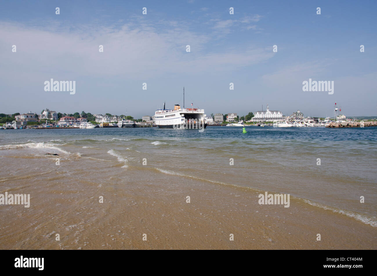 Rhode Island, Block Island. Block Island Ferry sailing into the harbor
