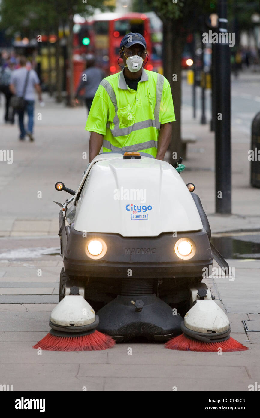 Citygo 30 Pedestrian Sweeper on regent street London England Stock