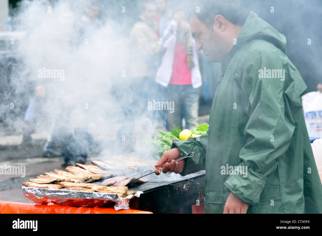 Turkey, Istanbul, Fish Market near Galata Bridge, Fish on Grill Stock