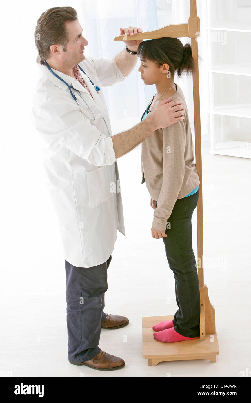 Height Measuring Hospital Stock Photos & Height Measuring Hospital Stock Images Alamy