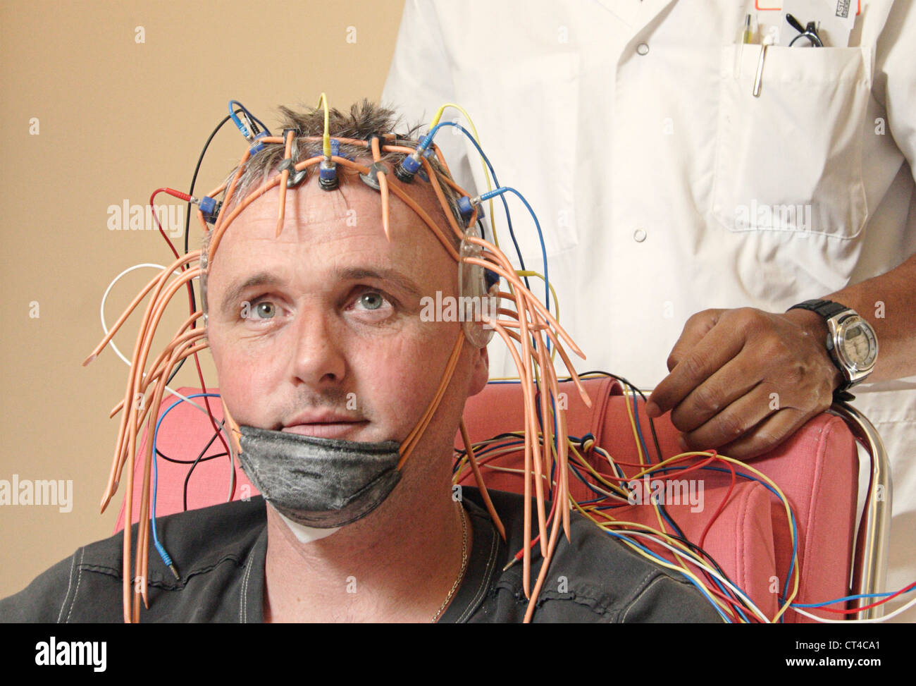 EEG EXAMINATION OF A MAN Stock Photo Alamy