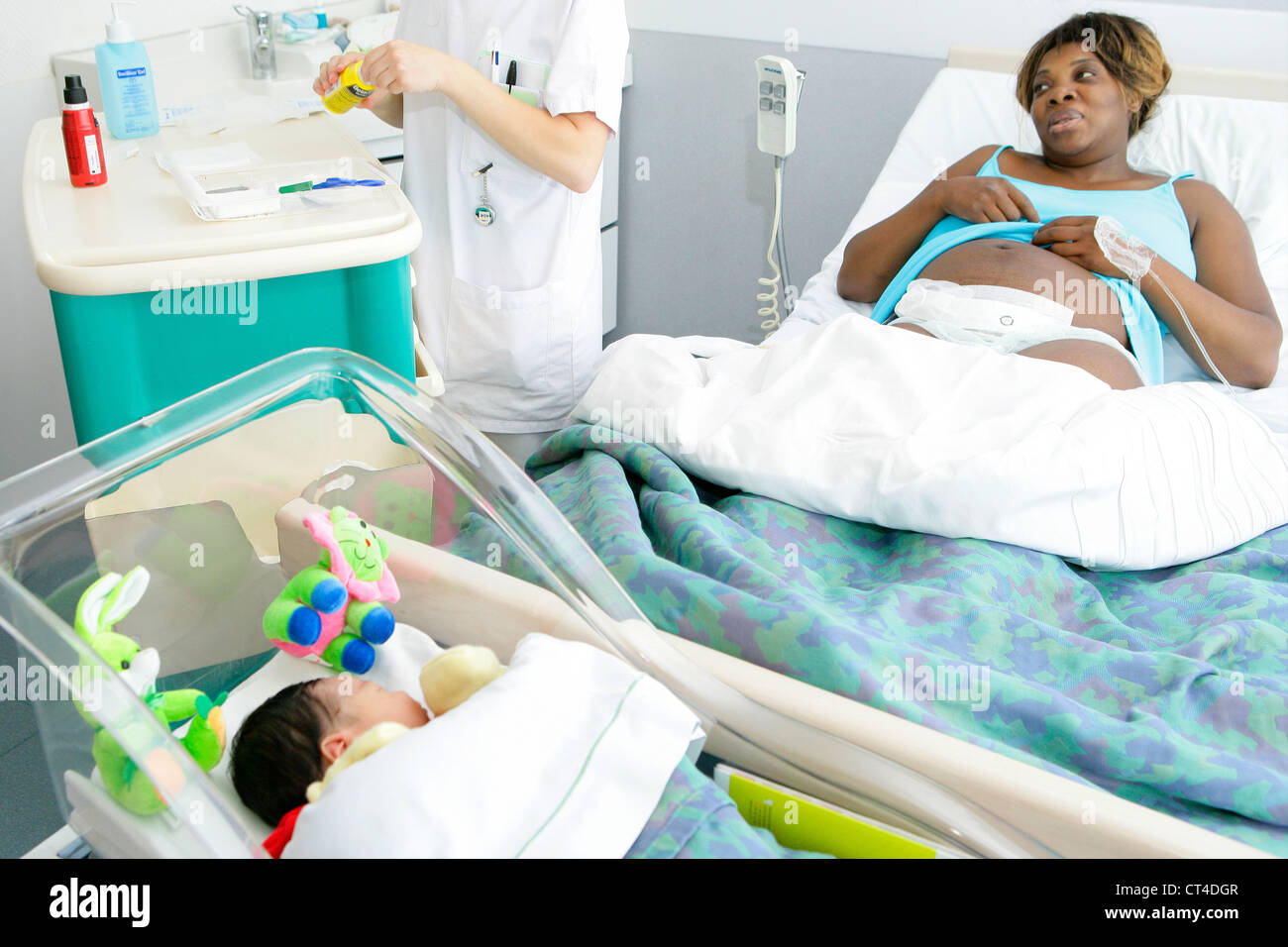 NURSE DISPENSING CARE Stock Photo Alamy