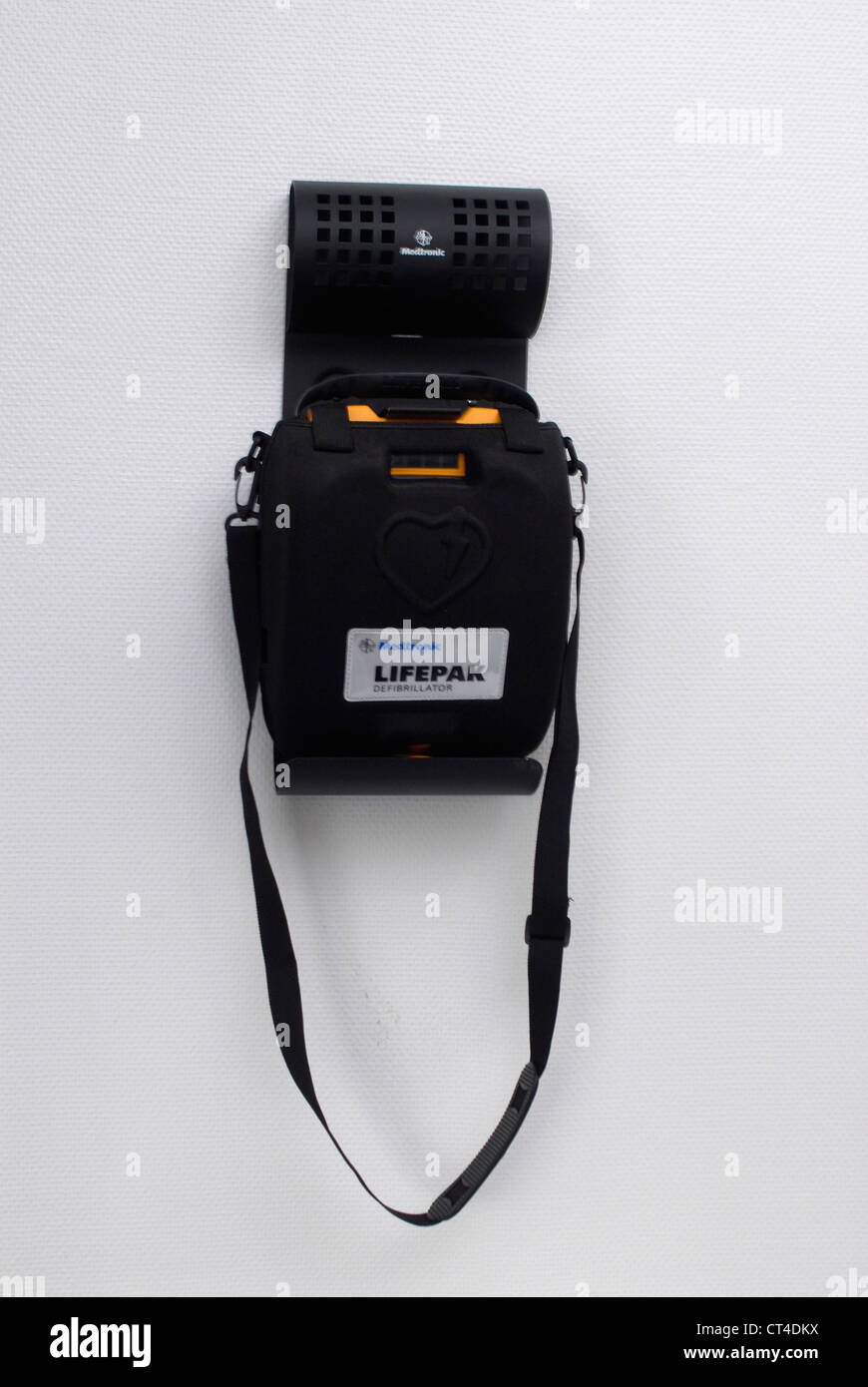 AUTOMATED EXTERNAL DEFIBRILLATOR Stock Photo Alamy