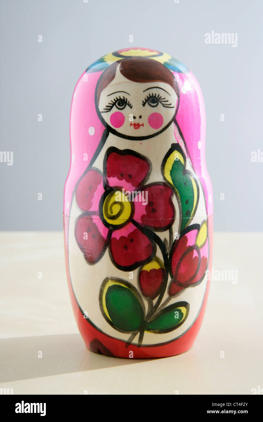 RUSSIAN NESTED DOLLS Stock Photo - Alamy
