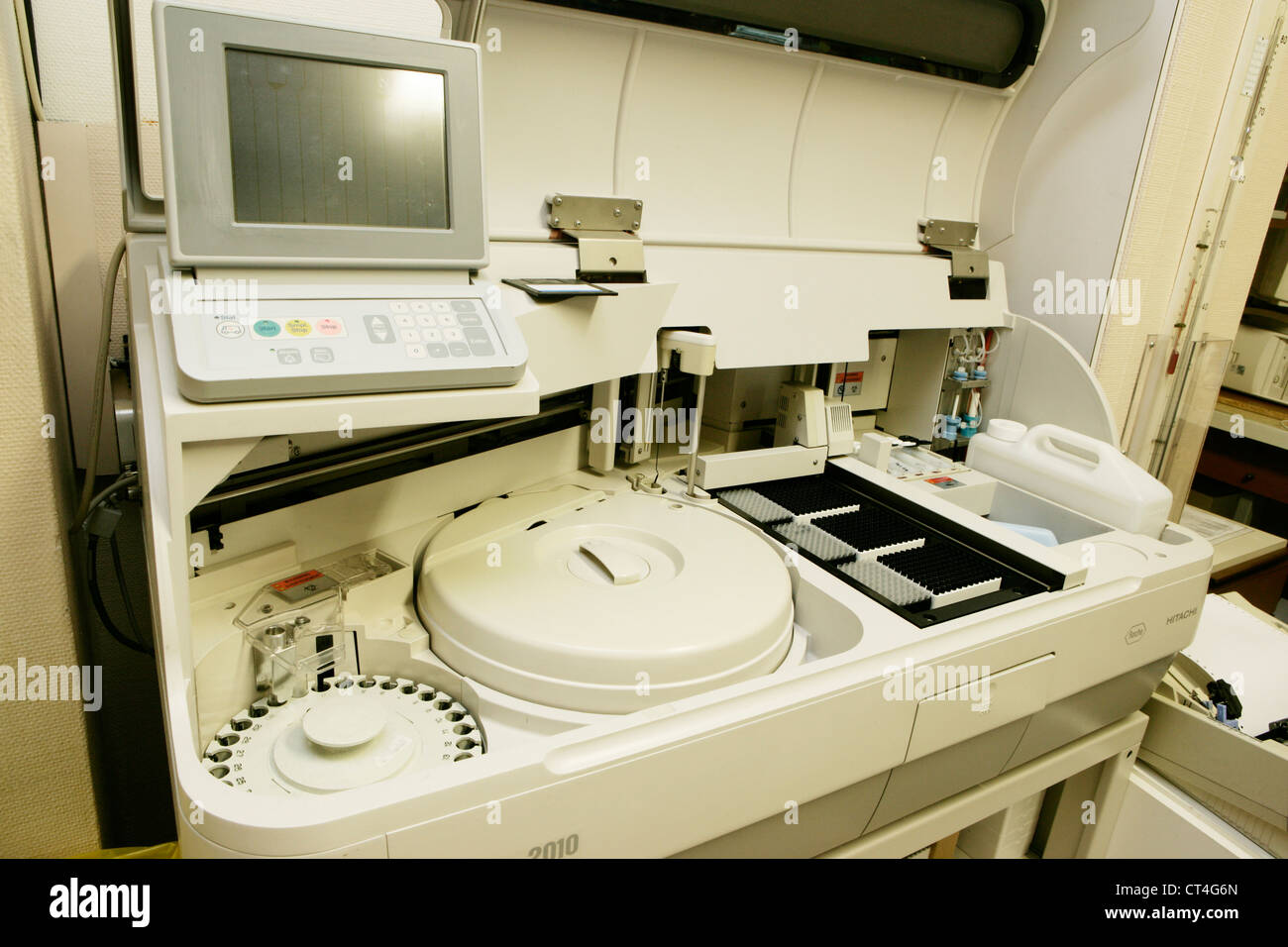 Biochemical analyzer hi-res stock photography and images - Alamy