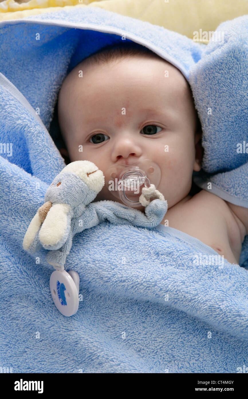 INFANT TAKING A BATH Stock Photo Alamy
