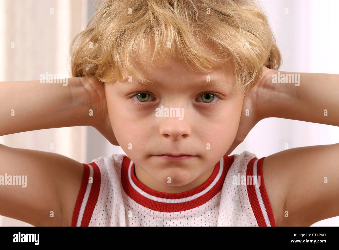 EAR PAIN IN A CHILD Stock Photo Alamy