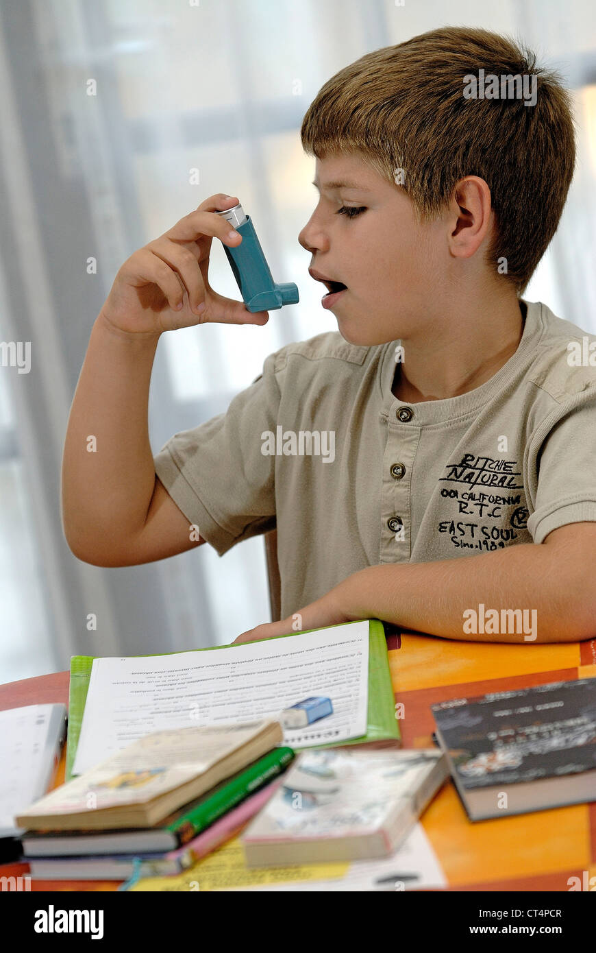 ASTHMA TREATMENT, CHILD Stock Photo