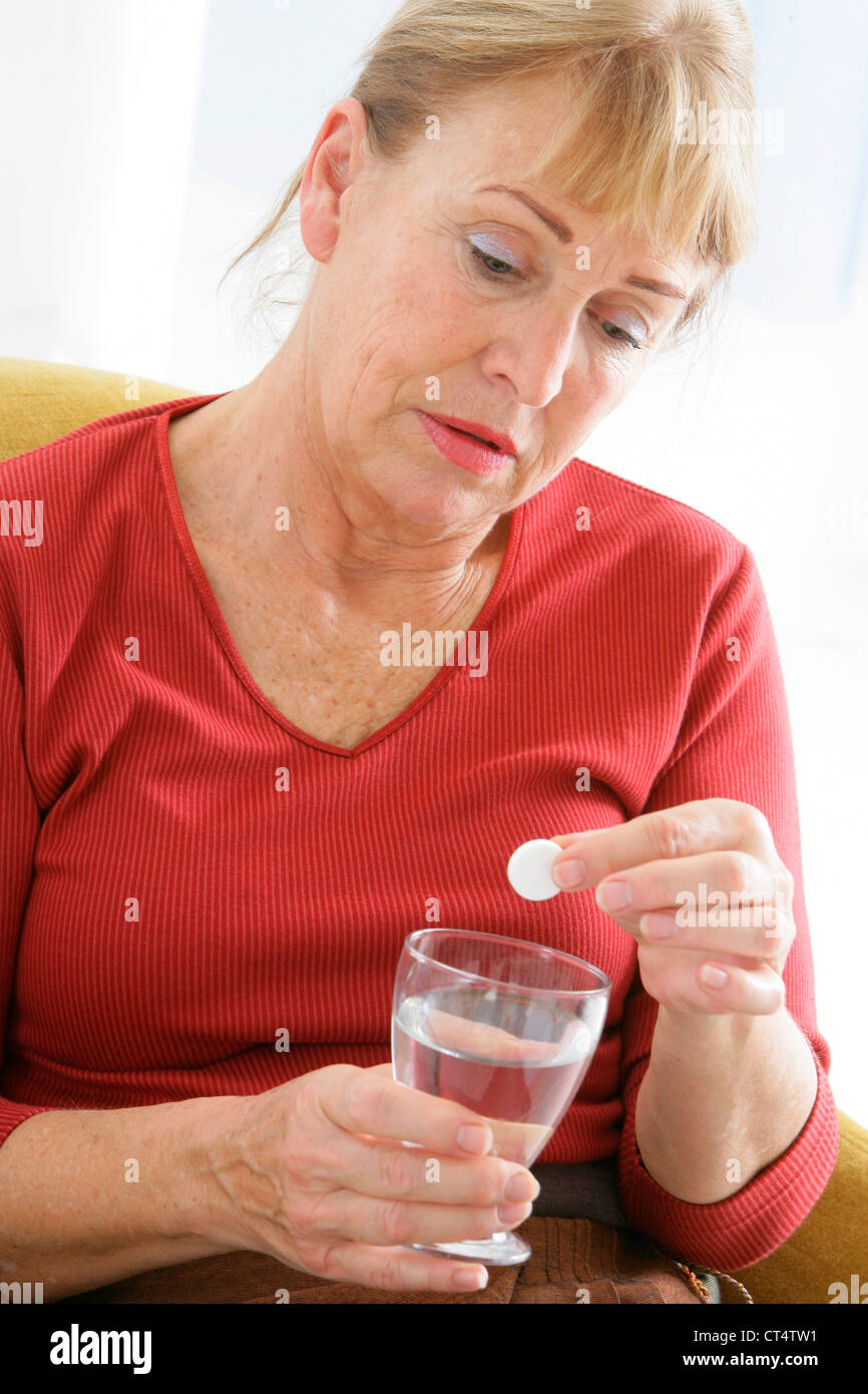 ELDERLY PERSON WITH ASPIRIN Stock Photo Alamy