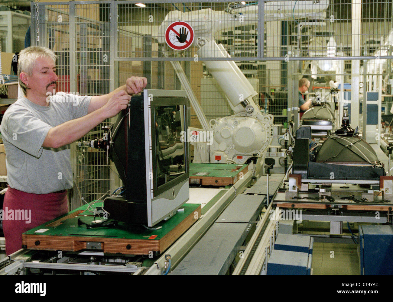 production-at-the-loewe-ag-stock-photo-alamy