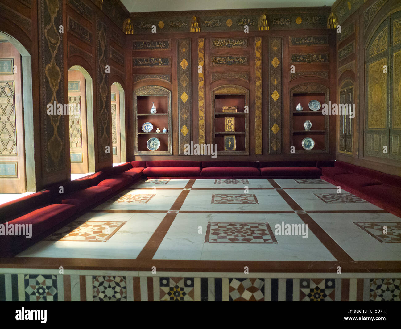 Metropolitan Museum of Art in Manhattan New York city Stock Photo Alamy