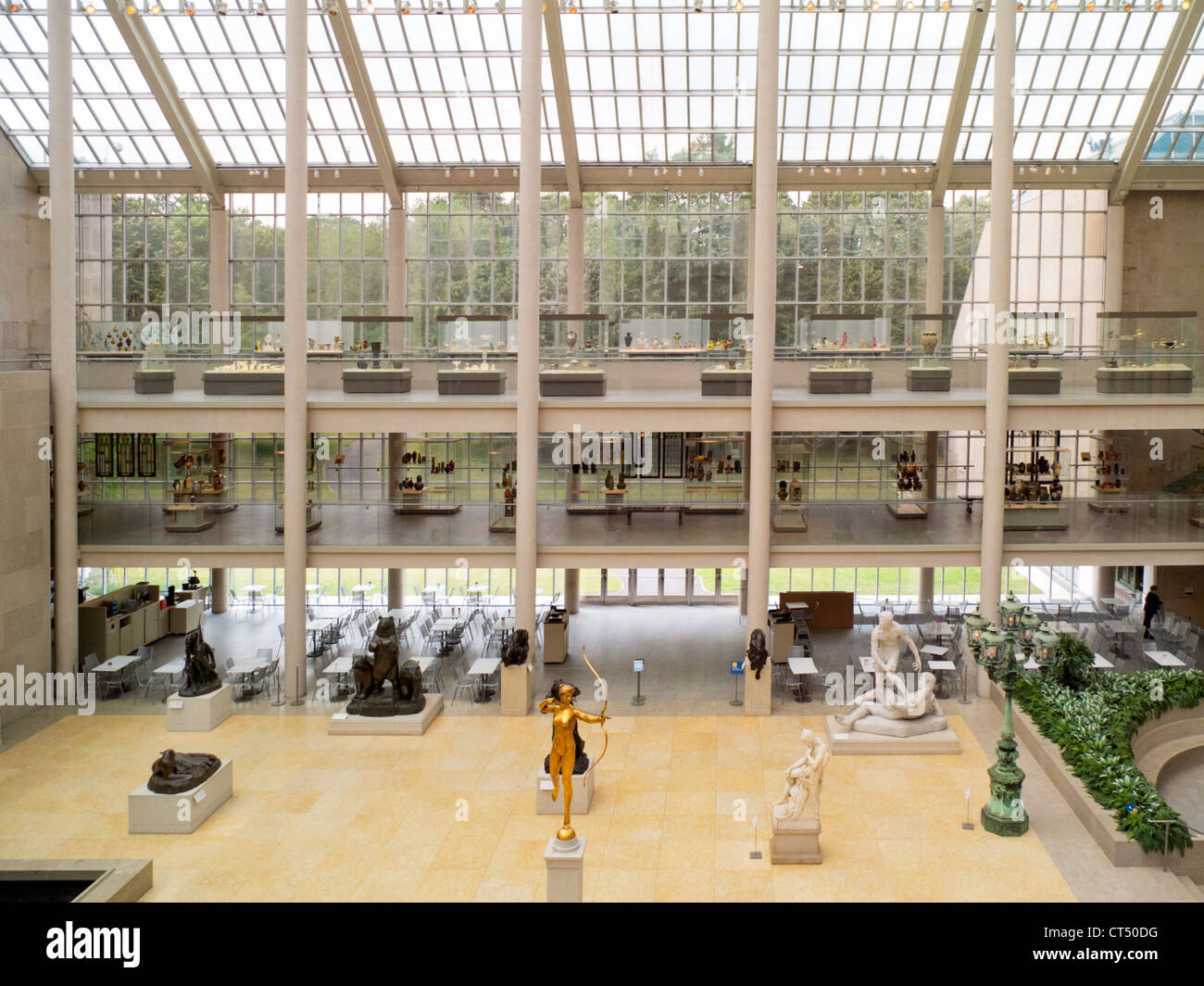 Metropolitan Museum of Art in Manhattan New York city Stock Photo Alamy