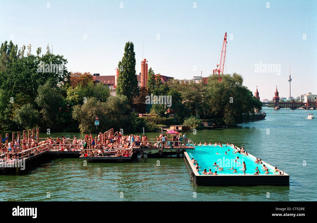 Berlin, Badeschiff at the Arena in Treptow Stock Photo ...