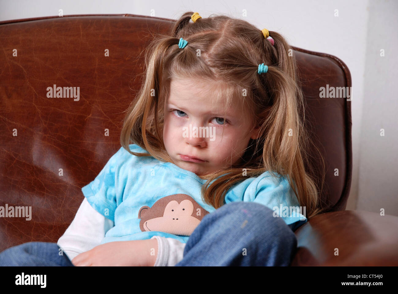 Литтл девушка. Девочка тоддлер. Фото обычных детей 1 год девочки. Smiled boy picture. Ребенок 8 лет.