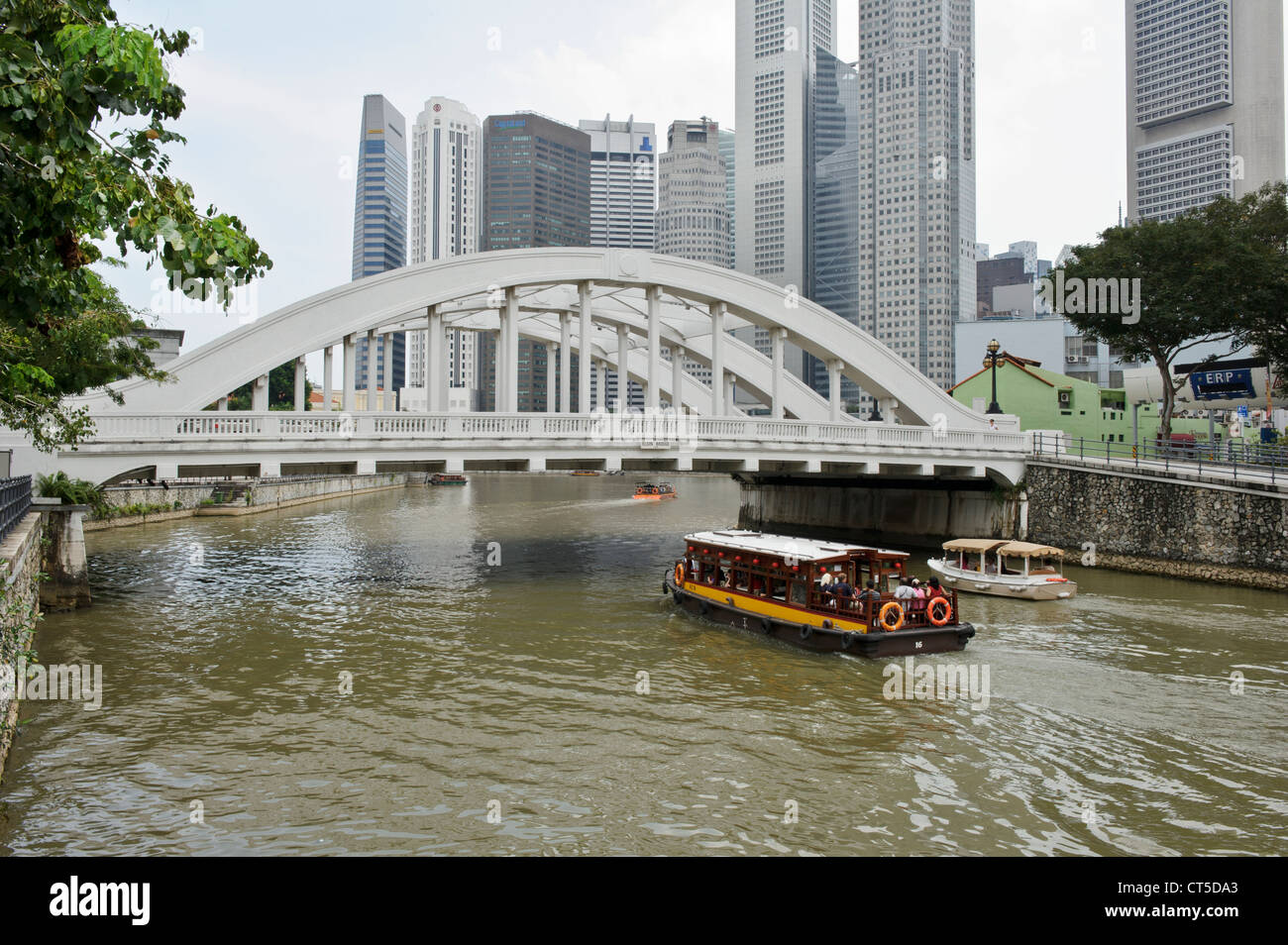 Elgin Bridge, Singapore, Southeast Asia. Stock Photo