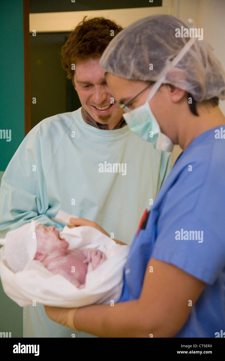 Newborn baby hospital midwife hi-res stock photography and images - Alamy