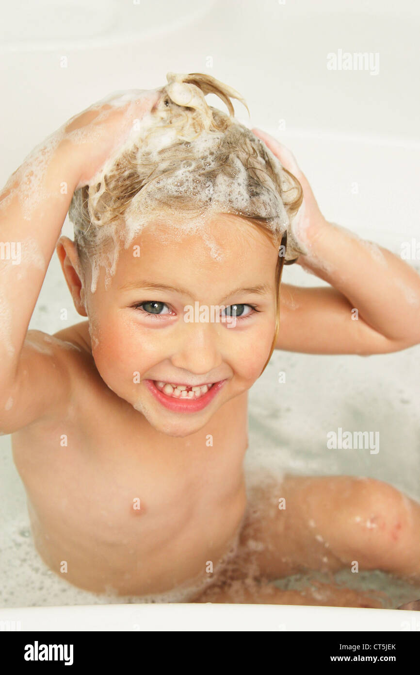 5 year old girl in bathing hires stock photography and images Alamy