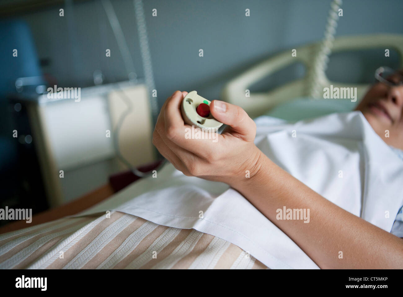Patient call bell hires stock photography and images Alamy