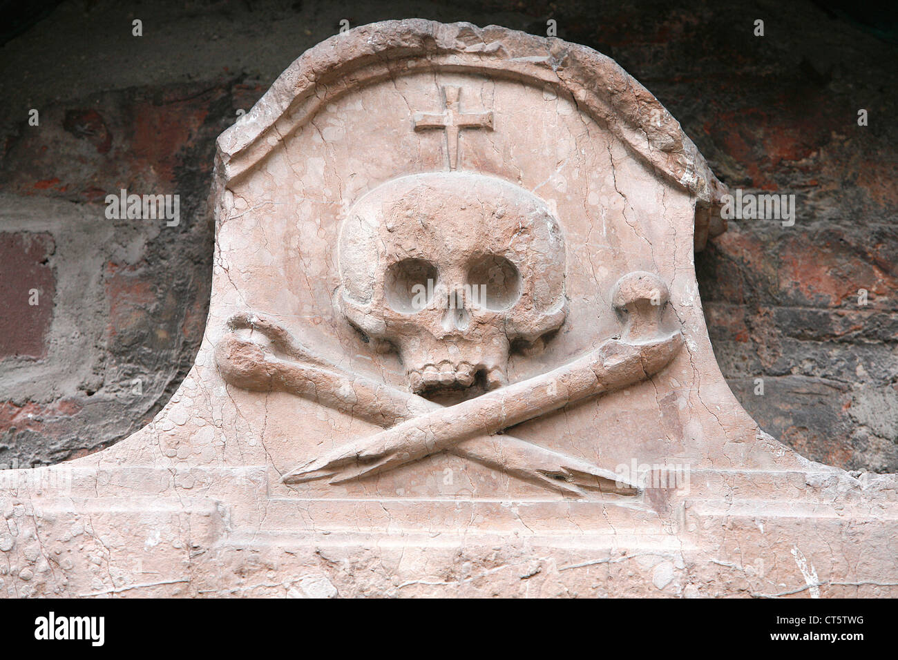 6,625 Skull And Crossbones Stock Photos, High-Res Pictures, and